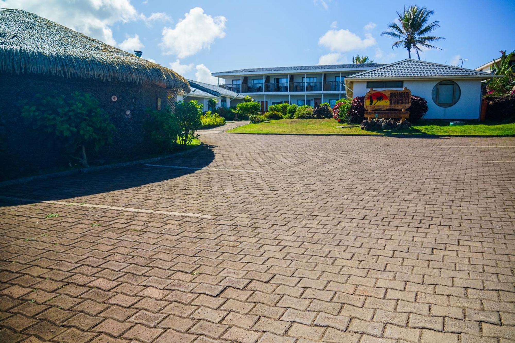 Matariki Sunset Apart Hotel Hanga Roa Bagian luar foto